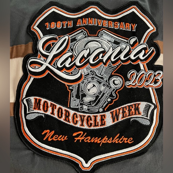 Laconia Motorcycle Week 100th Anniversary Short Sleeve Button-Up Collar Shirt - Picture 1 of 5